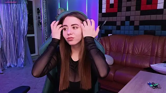 IvoryWood  online show from November 29, 2025, 11:54 am