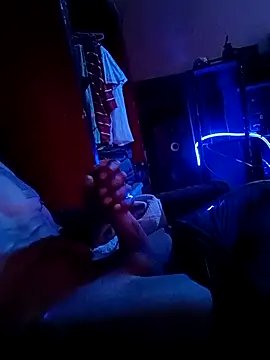 Oaxhot online show from March 6, 2026, 1:50 pm