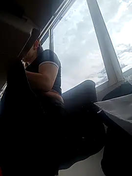 Isabella5 Brown  online show from October 7, 2025, 2:29 pm