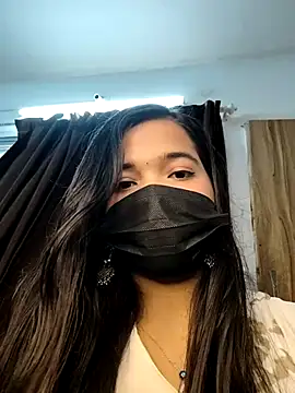 Snapshot of luv_johrrra chatting on September 28, 2025, 6:31 am luv johrrra online show from September 28, 2025, 6:31 am