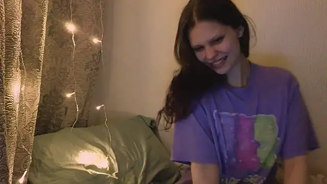 Lunliss online show from March 1, 2026, 8:42 pm