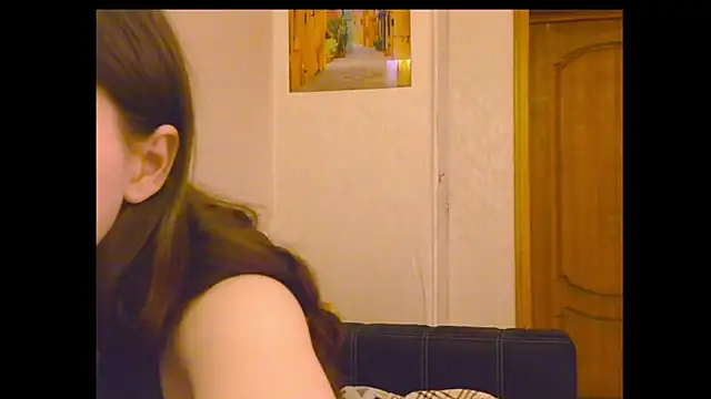 Snapshot of Lunliss chatting on May 3, 2026, 7:17 pm Lunliss online show from May 3, 2026, 7:17 pm