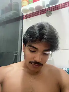 Snapshot of pretoboom14 chatting on April 13, 2026, 2:48 am pretoboom14 online show from April 13, 2026, 2:48 am