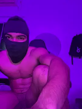 Snapshot of pretoboom14 chatting on March 20, 2026, 4:13 am pretoboom14 online show from March 20, 2026, 4:13 am