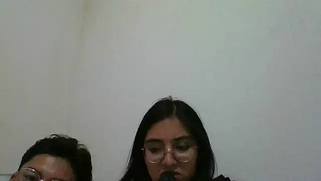 Snapshot of Milly_Sweet14 chatting on March 29, 2026, 3:30 am Milly Sweet14 online show from March 29, 2026, 3:30 am