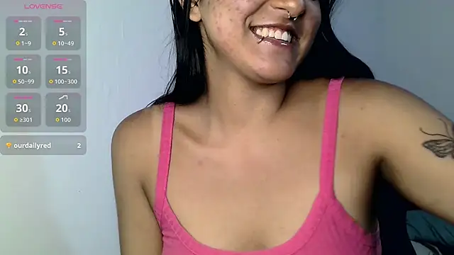 Snapshot of Ari_20_ chatting on September 29, 2025, 3:24 am Ari 20 online show from September 29, 2025, 3:24 am