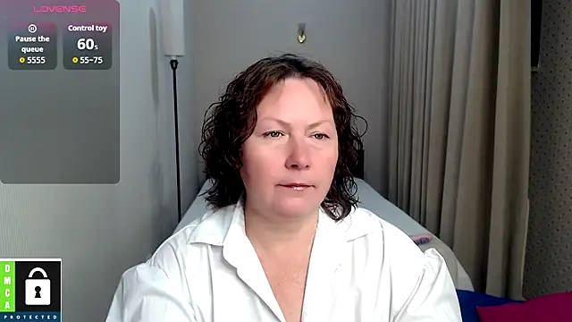 milf hornys online show from September 28, 2025, 4:25 pm