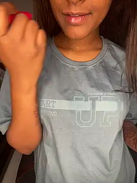 mickle james online show from March 9, 2026, 10:35 pm