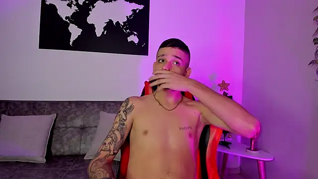 Snapshot of Mathewboy1 chatting on January 6, 2026, 11:47 am Mathewboy1 online show from January 6, 2026, 11:47 am