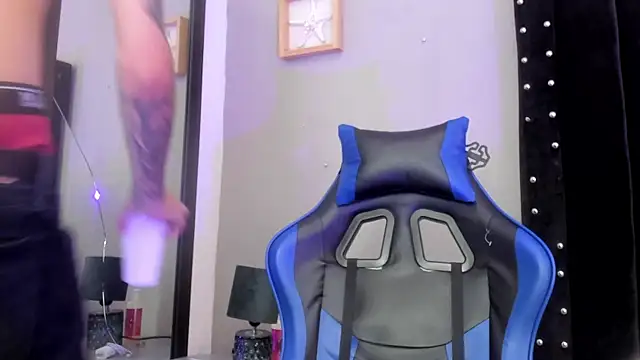 Snapshot of Mathewboy1 chatting on January 9, 2026, 7:54 pm Mathewboy1 online show from January 9, 2026, 7:54 pm