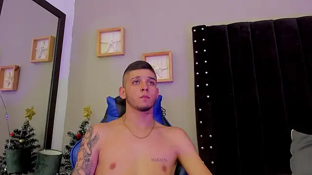 Snapshot of Mathewboy1 chatting on December 17, 2025, 7:08 pm Mathewboy1 online show from December 17, 2025, 7:08 pm