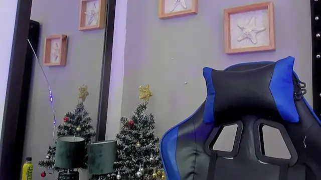 Snapshot of Mathewboy1 chatting on December 22, 2025, 7:25 pm Mathewboy1 online show from December 22, 2025, 7:25 pm