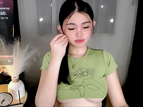 Snapshot of Bianca_cedine12 chatting on April 27, 2026, 10:52 pm Bianca cedine12 online show from April 27, 2026, 10:52 pm