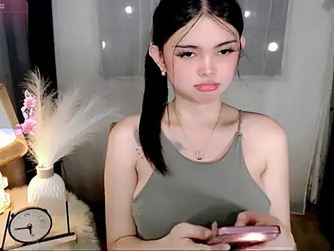 Snapshot of Bianca_cedine12 chatting on May 13, 2026, 1:40 pm Bianca cedine12 online show from May 13, 2026, 1:40 pm