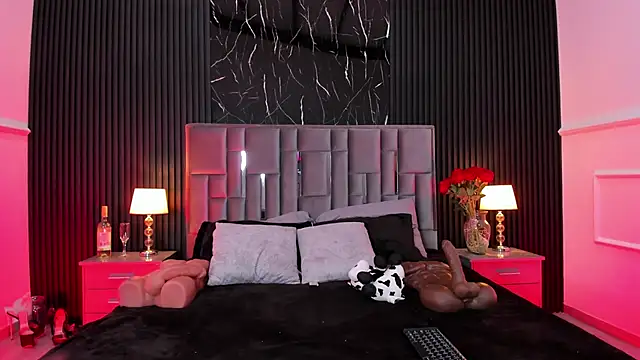 Bigsexxyass online show from May 13, 2026, 8:21 am