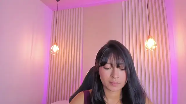 babe katty online show from April 16, 2026, 7:58 pm