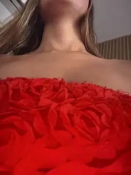 Natalia vidal online show from December 21, 2025, 1:24 pm