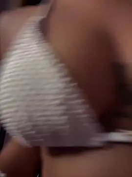 Natalia vidal online show from October 22, 2025, 1:32 pm