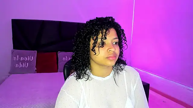 Dakota Mars online show from September 26, 2025, 12:12 pm