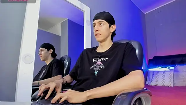 Jhon snow22 online show from September 28, 2025, 2:13 pm