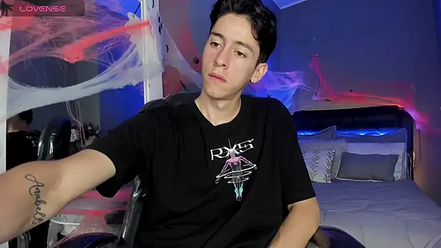 Jhon snow22 online show from October 23, 2025, 12:37 pm