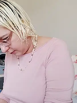 VikaKing online show from October 29, 2025, 10:03 am