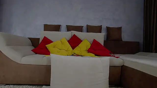 Enna-Kymm online show from March 19, 2026, 6:46 am