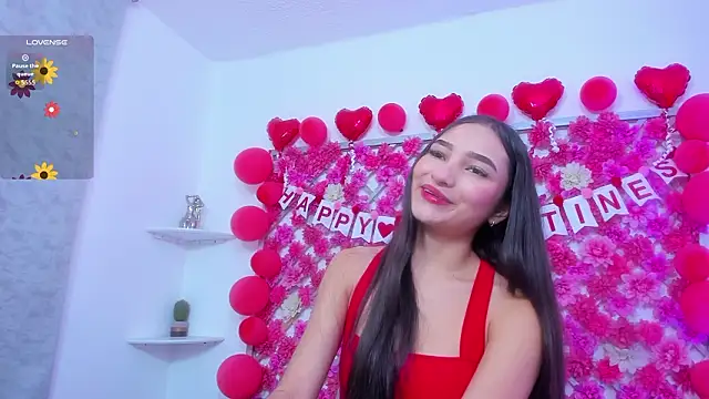 hannah miller 1 online show from February 17, 2026, 12:13 pm