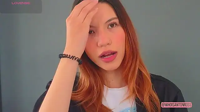 AntonellaaRossii online show from February 20, 2026, 1:24 pm