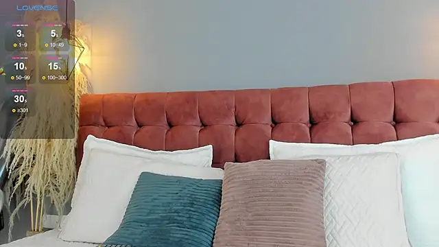 Snapshot of Tania_77_ chatting on February 25, 2026, 7:25 pm Tania 77 online show from February 25, 2026, 7:25 pm