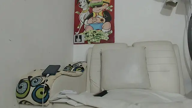 Thomasjons  online show from December 2, 2025, 1:28 am