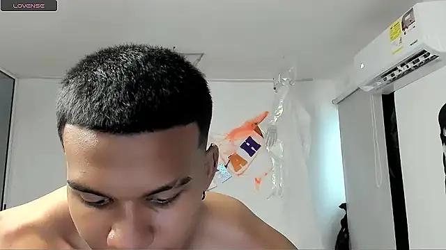 jeanfran ferrer online show from October 28, 2025, 6:40 pm