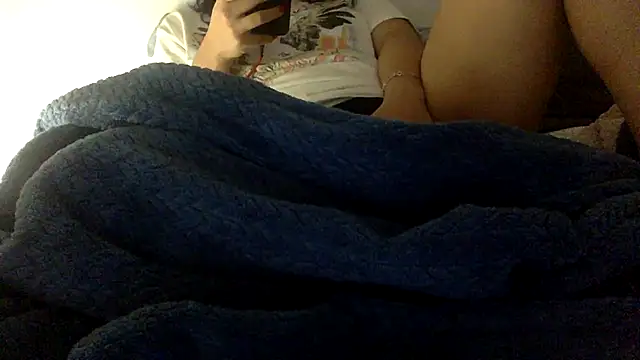 SEXOFLION online show from November 4, 2025, 4:16 am