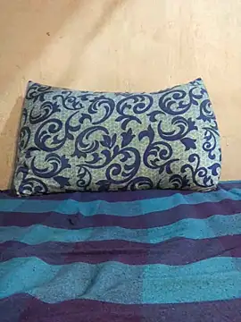 Bullboy8in online show from December 16, 2025, 2:49 am