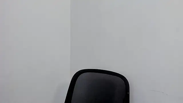 axel davis  online show from February 9, 2026, 2:59 pm