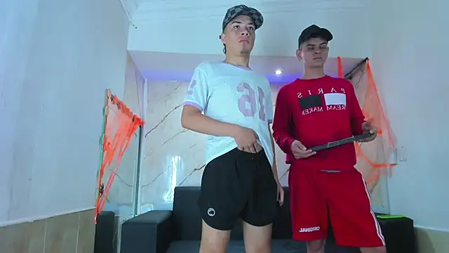 Snapshot of Rick_big chatting on October 28, 2025, 4:35 am Rick big online show from October 28, 2025, 4:35 am