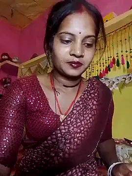 Snapshot of Hot_bbbb chatting on April 7, 2026, 4:20 pm Hot bbbb online show from April 7, 2026, 4:20 pm