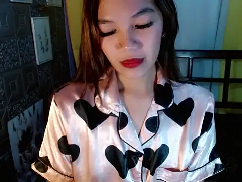 Snapshot of gorgeouswella chatting on June 4, 2026, 7:18 pm gorgeouswella online show from June 4, 2026, 7:18 pm