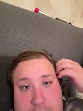 CurvyPaar2 online show from May 25, 2026, 9:24 pm