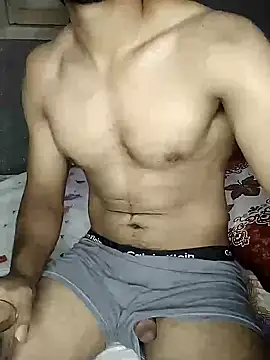 ahmed-eg1997 online show from October 5, 2025, 11:12 am