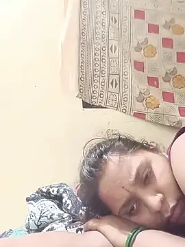 Hot crety online show from July 25, 2026, 12:18 am