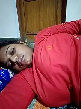 Snapshot of Hot_crety chatting on September 25, 2025, 12:05 am Hot crety online show from September 25, 2025, 12:05 am