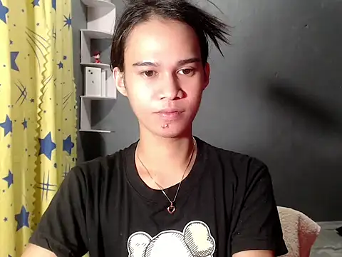 urseductivebarbie xx online show from December 14, 2025, 1:06 pm