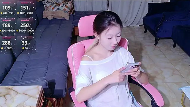 Deserve E online show from September 17, 2025, 2:52 pm