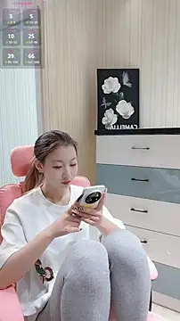 Deserve E online show from November 30, 2025, 4:46 am