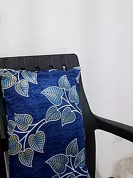 sneha bebo online show from November 17, 2025, 3:27 pm