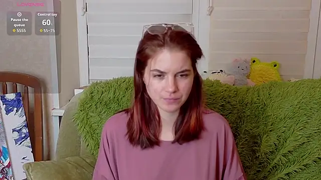 Snapshot of ElzaBlis chatting on October 9, 2025, 7:58 pm ElzaBlis online show from October 9, 2025, 7:58 pm