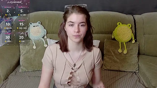 ElzaBlis online show from April 9, 2026, 2:56 pm