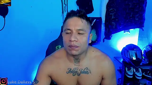 Snapshot of zeus_7777 chatting on February 9, 2026, 11:08 am zeus 7777 online show from February 9, 2026, 11:08 am