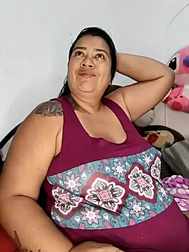 Snapshot of NARNYALABELLA chatting on February 24, 2026, 9:43 am NARNYALABELLA online show from February 24, 2026, 9:43 am